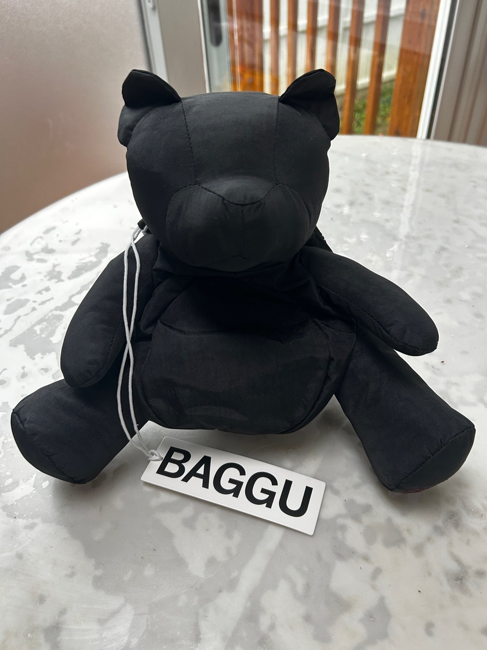 🐻 NWT - BAGGU Black Bear Bag BEARGU! Zipper, removable strap